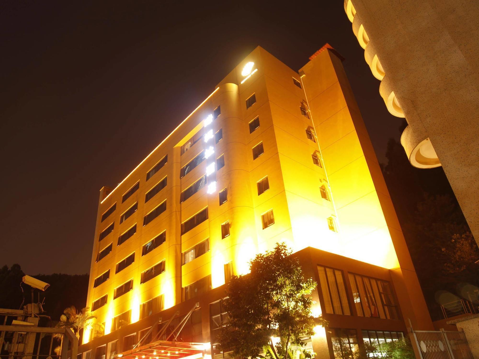 Reethi Rah Hotel שיאמן מראה חיצוני תמונה